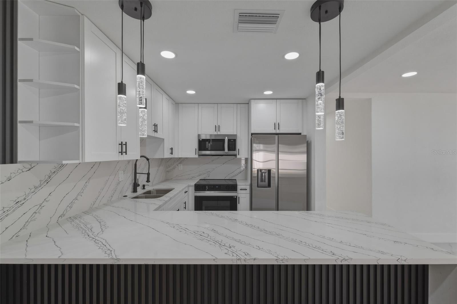 SAPPHIRE LAKE RANCHITOS - Residential