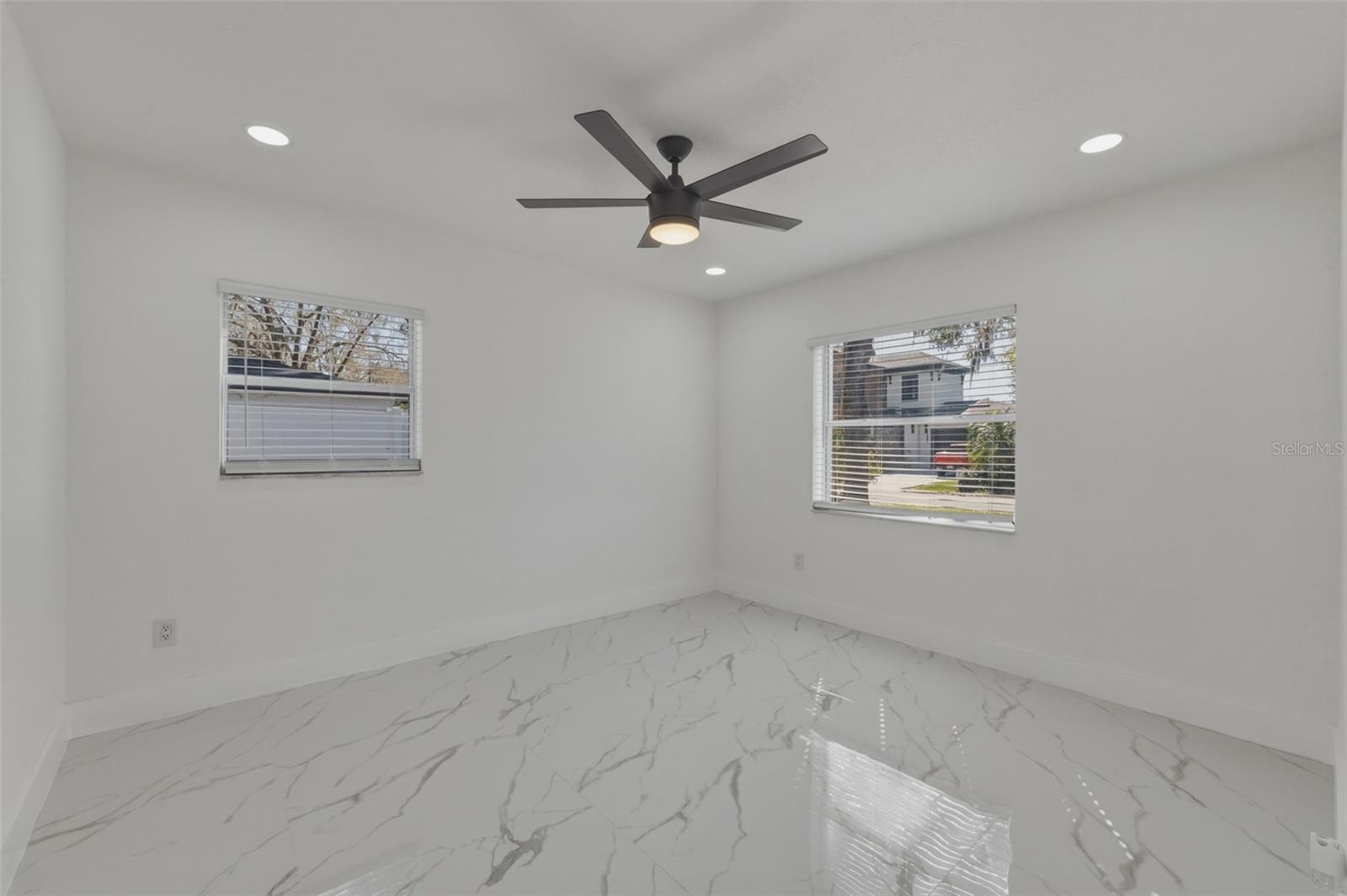 SAPPHIRE LAKE RANCHITOS - Residential