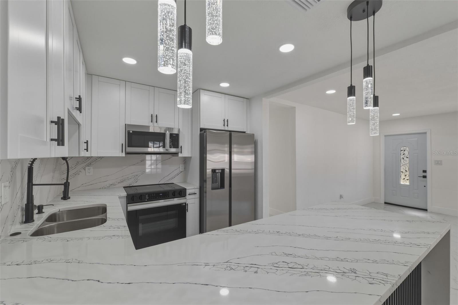 SAPPHIRE LAKE RANCHITOS - Residential