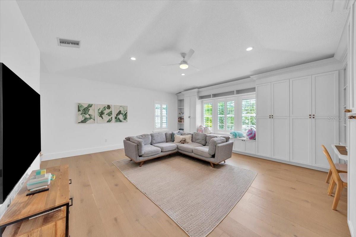 WATERCHASE PH 1 - Residential