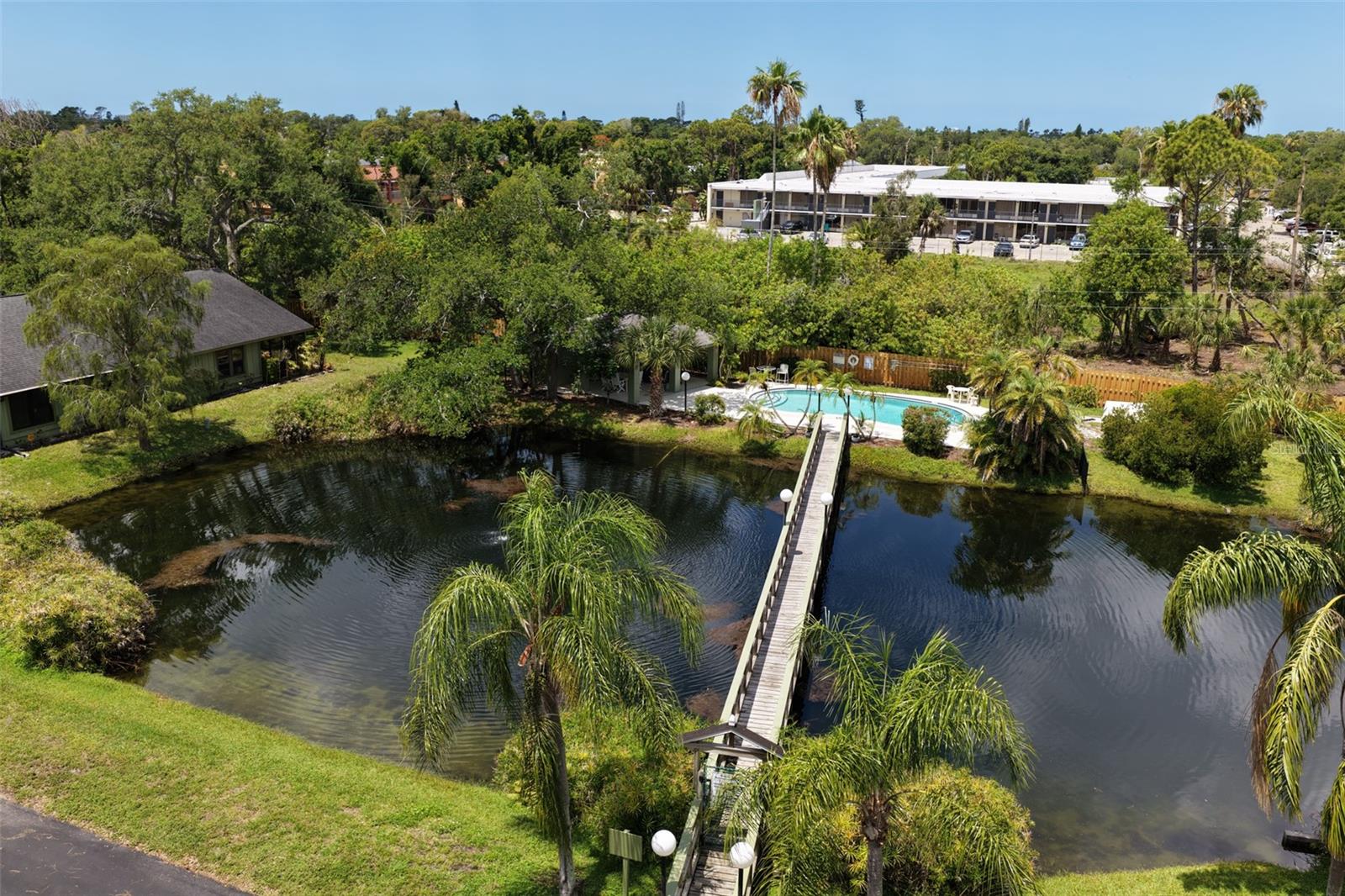 BARRINGTON WOODS - Residential