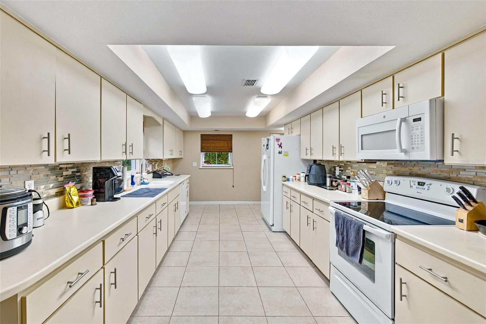 107 N CORY DRIVE