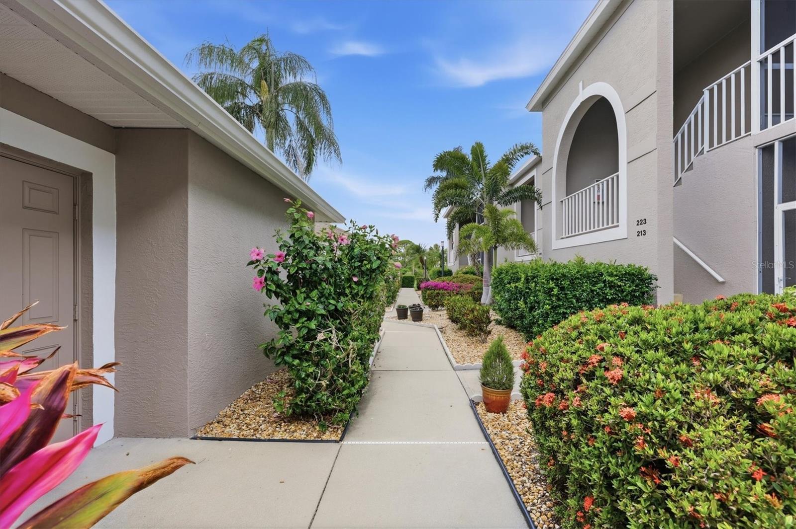 8911 VERANDA WAY 213