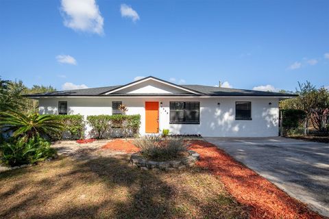 A home in APOPKA