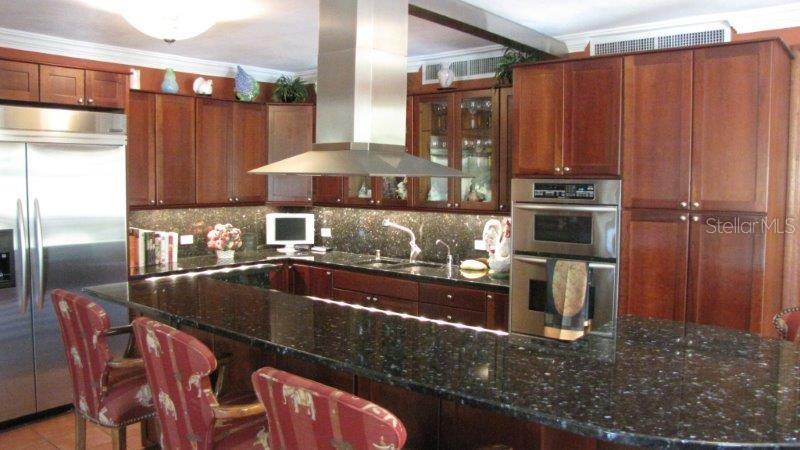 DORADO BEACH EAST - Residential