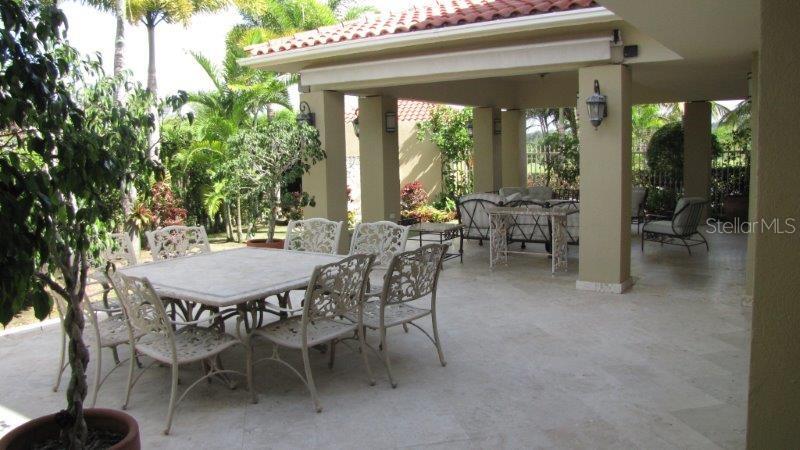 DORADO BEACH EAST - Residential