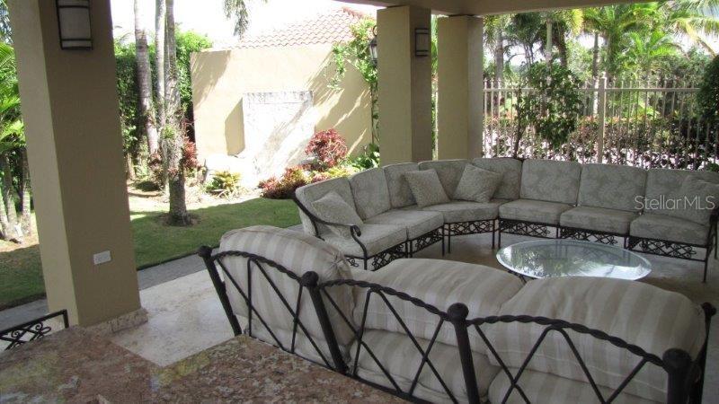 DORADO BEACH EAST - Residential