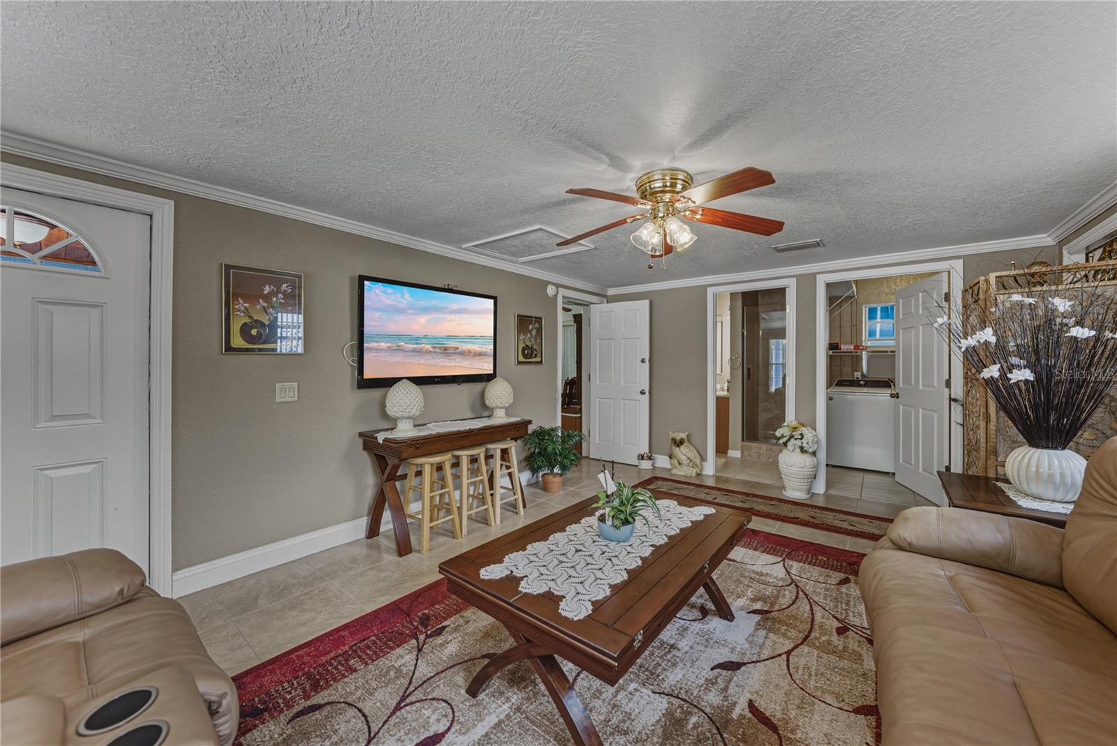 CROOKED LAKE PARK TR 02 - Residential