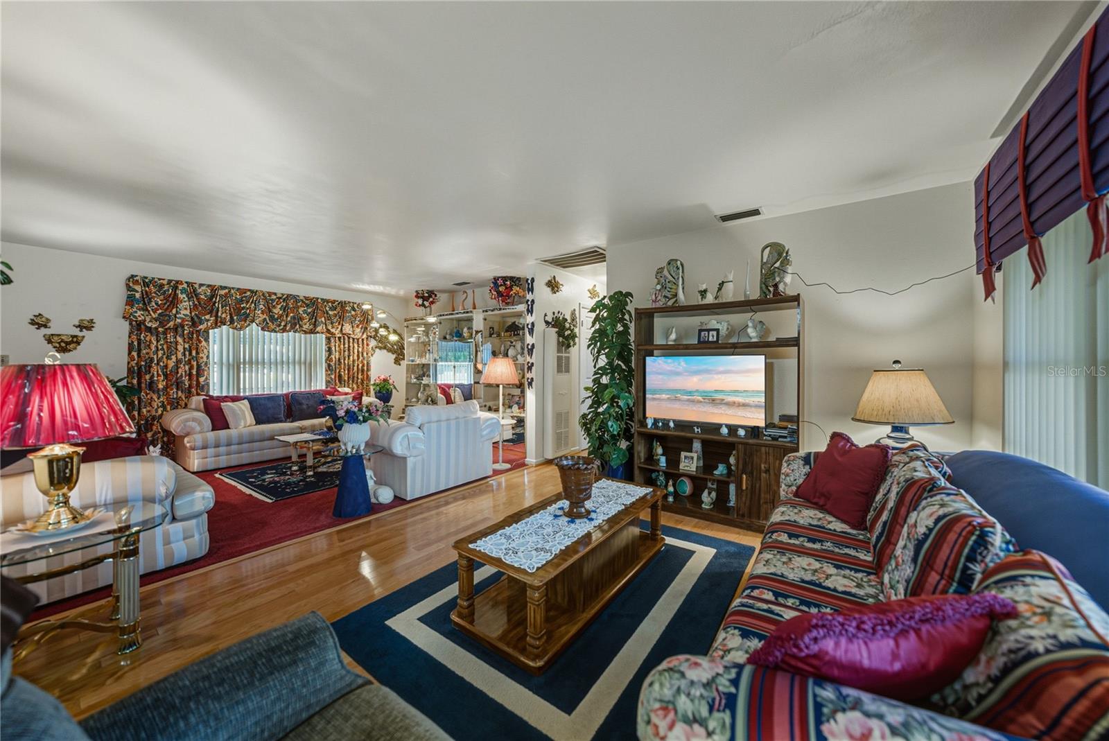 CROOKED LAKE PARK TR 02 - Residential