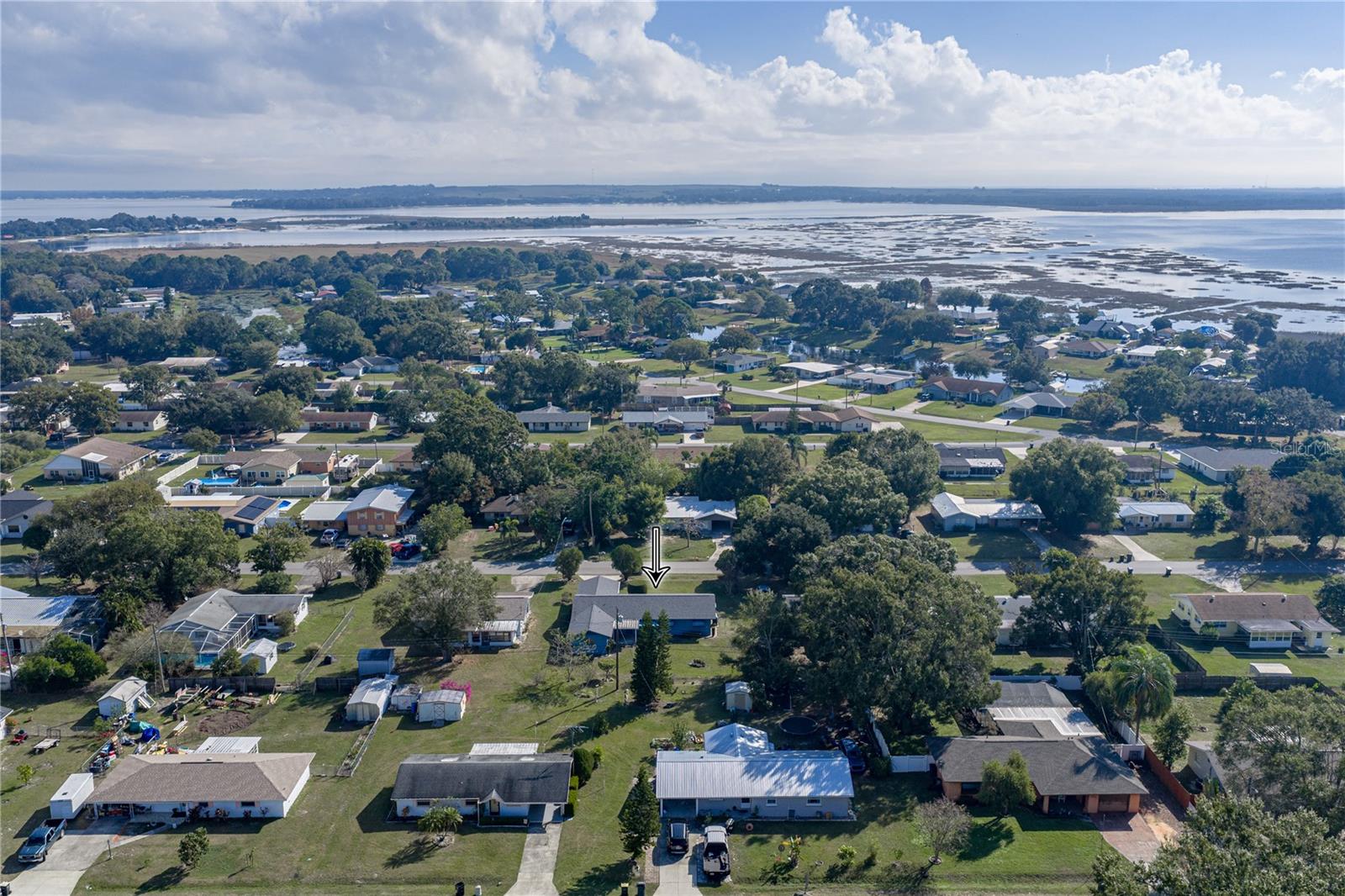 CROOKED LAKE PARK TR 02 - Residential