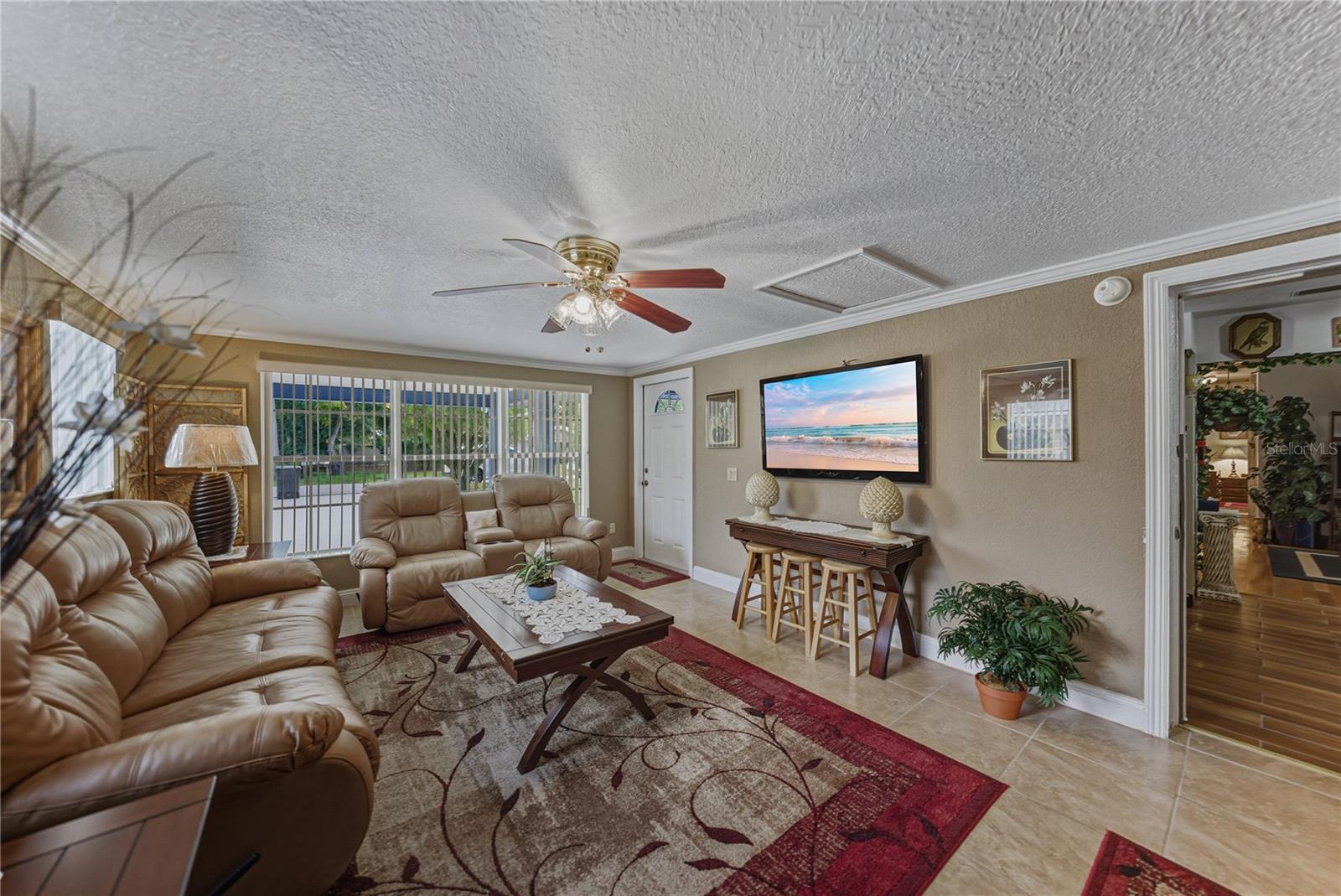 CROOKED LAKE PARK TR 02 - Residential