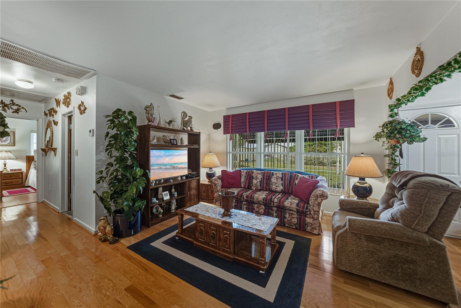 CROOKED LAKE PARK TR 02 - Residential