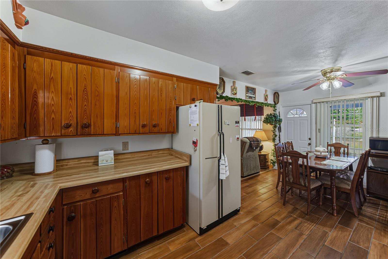 CROOKED LAKE PARK TR 02 - Residential