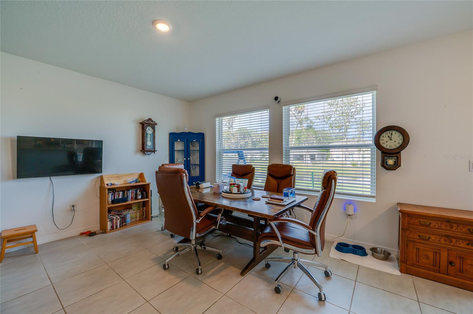 RIVERFRONT ESTATES SOUTH - Residential