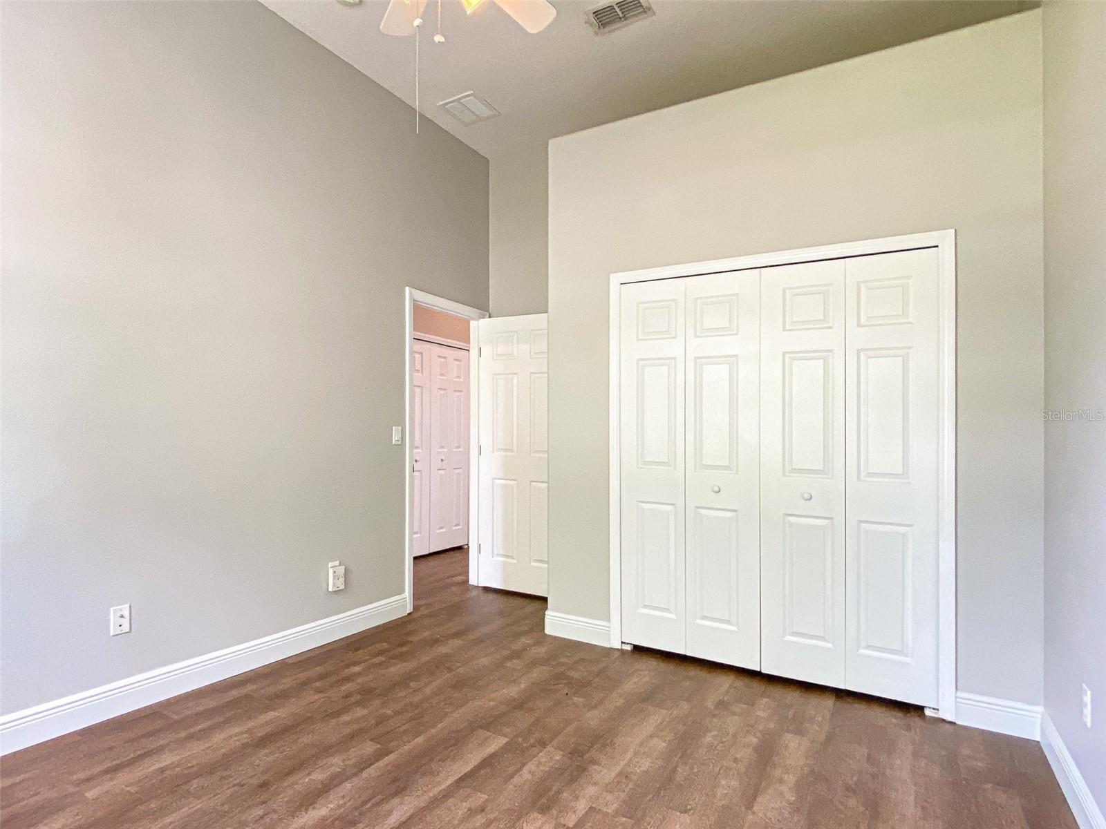 IRMA LAKES - Residential Lease