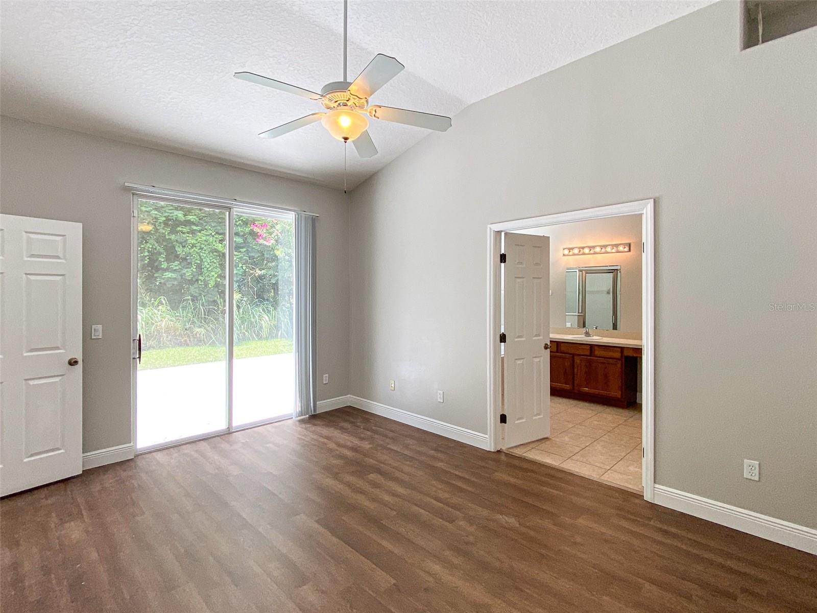 IRMA LAKES - Residential Lease