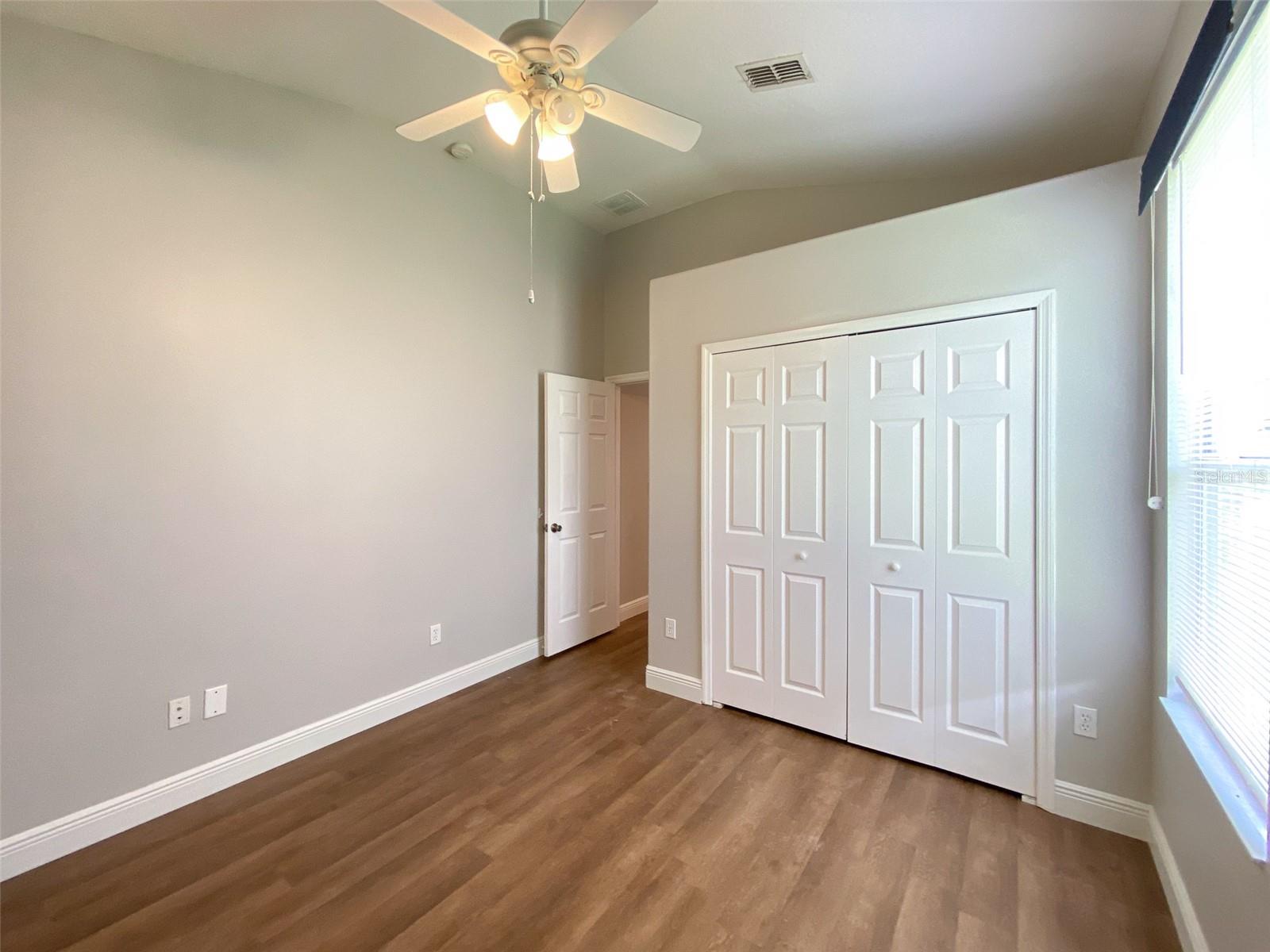 IRMA LAKES - Residential Lease