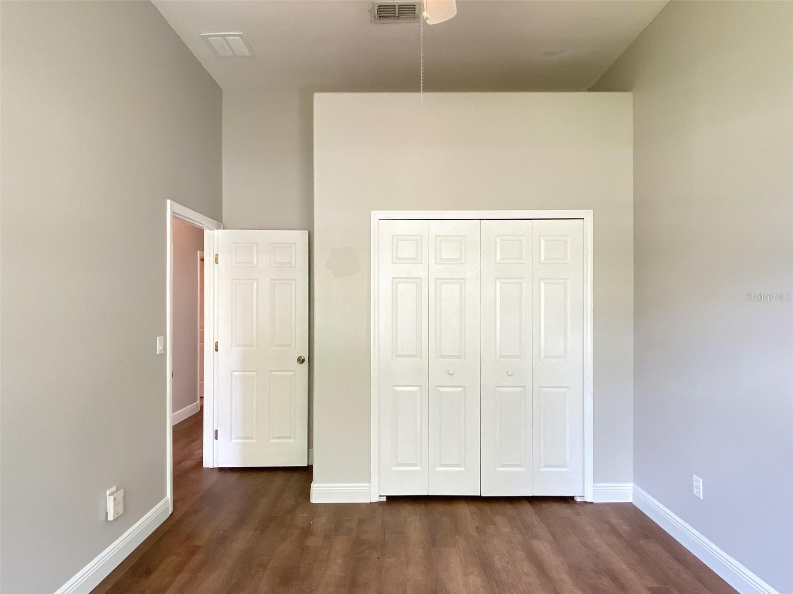 IRMA LAKES - Residential Lease