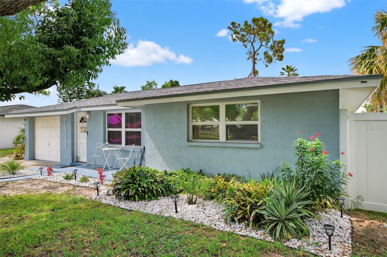 Move-In Ready Perfection at an Incredible Price!
Looking for a low-maintenance home where all the hard work is already done? This beautifully updated 3-bedroom home—with a versatile bonus room that can serve as a 4th bedroom if needed or an office.
From the moment you walk in, you’ll notice the fresh, modern upgrades: newer flooring, stylish stone countertops, updated light fixtures with ceiling fans, and so much more. The home’s A/C system is in excellent condition, and for those who like their bedroom extra chilly, there’s even an additional window unit for your comfort. Major expenses? Already covered—both the roof and A/C have plenty of life left.
Step outside to a well-cared-for exterior and a spacious, fenced backyard—perfect for weekend BBQs, playtime with pets, or simply relaxing in your gorgeous outdoor space.
At just $240,000, this home offers unbeatable value and peace of mind. With nearly everything already updated, you can skip the long list of home inspection surprises and start enjoying your new home from day one.
Don’t wait—homes like this move fast. Schedule your showing today and make this beauty yours before it’s gone!