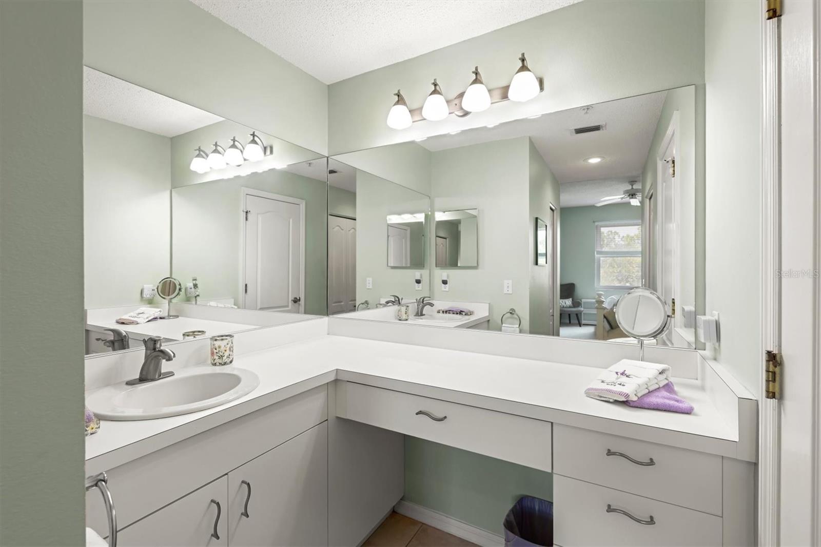 STONEYBROOK TERRACE 1 - Residential