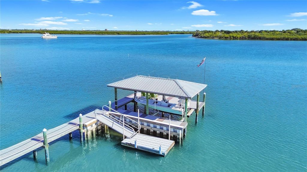 Photo of 425 N Riverside Drive, Edgewater, FL 32132 (MLS # NS1087077)