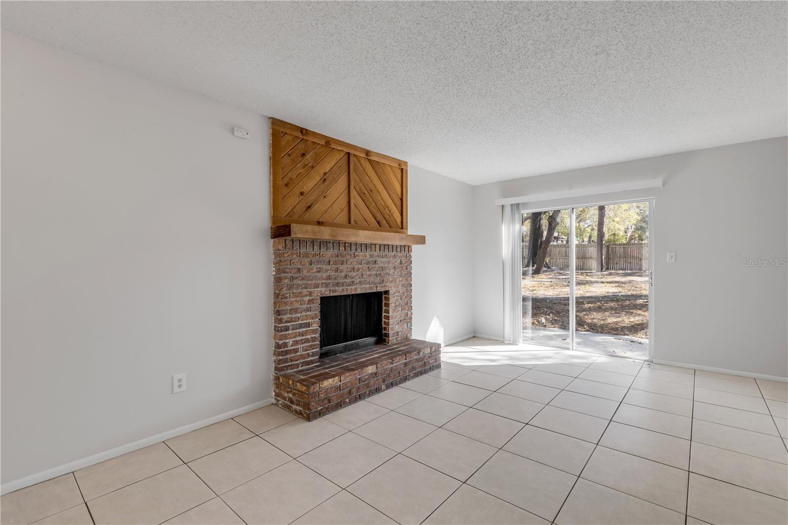 1124 MILL RUN CIRCLE