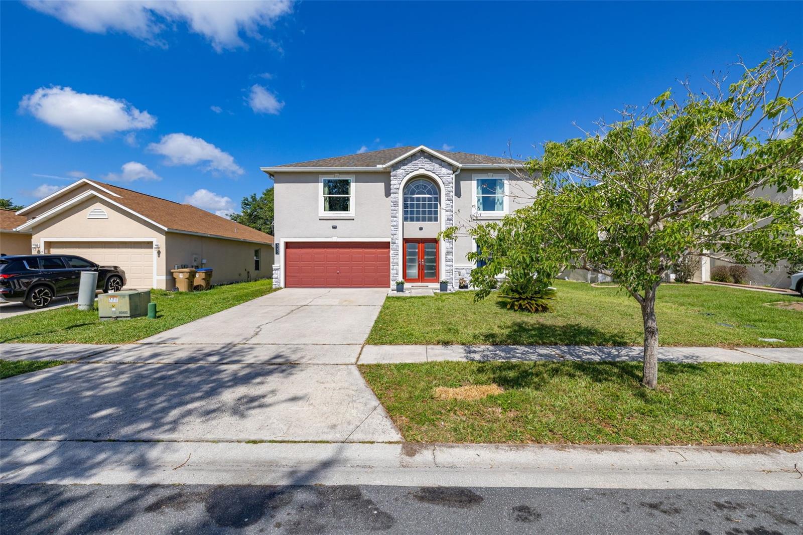 5253 SUNSET CANYON DRIVE