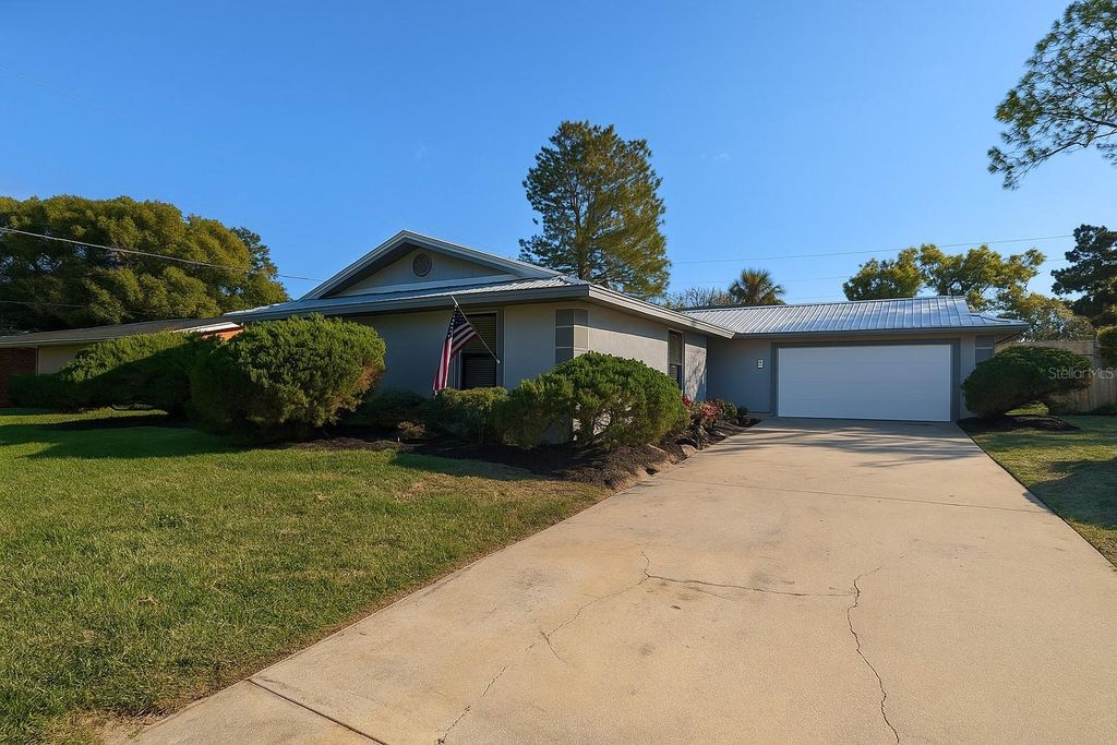 Photo of 349 Water Oak Lane, Ormond Beach, FL 32174 (MLS # O6358160)