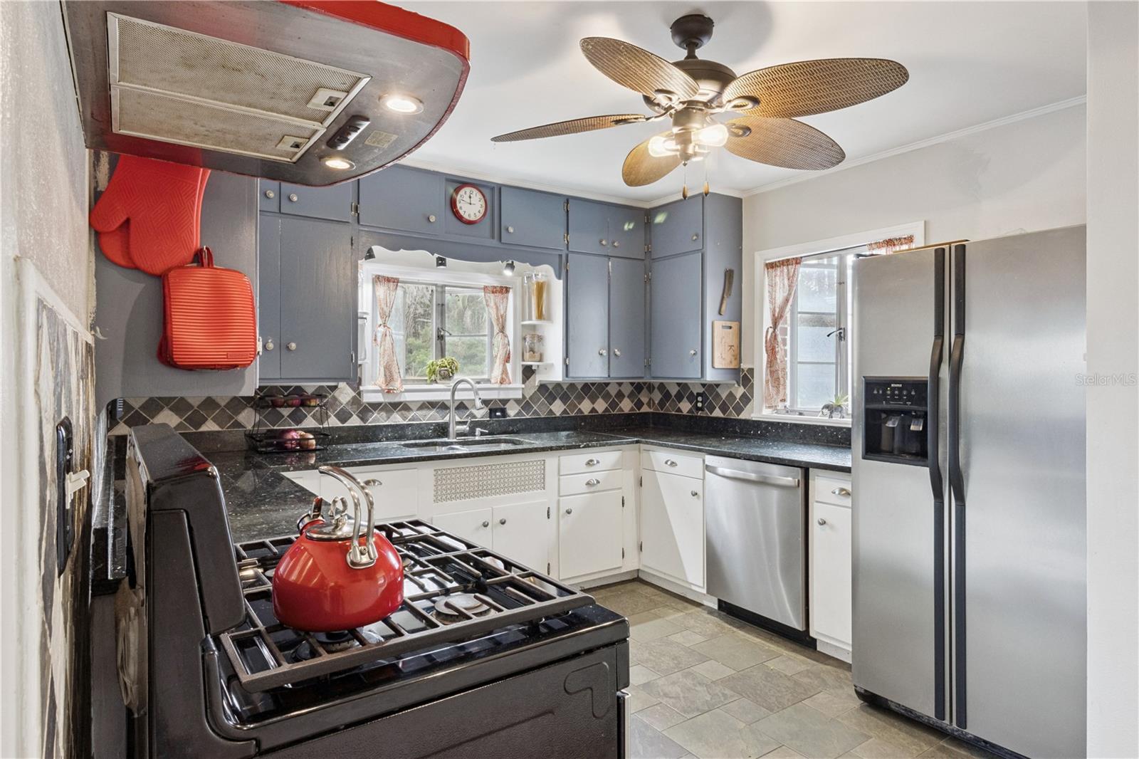 COUCHS SUB - Residential