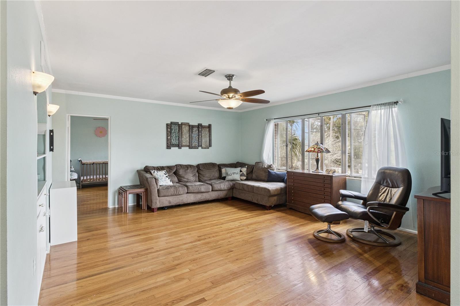 COUCHS SUB - Residential