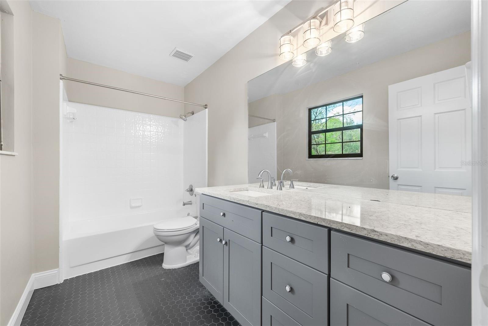 ROCKWOOD VILLAS - Residential