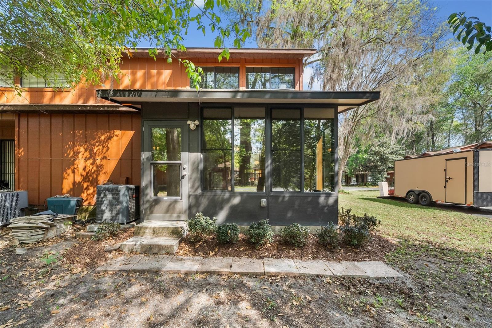 ROCKWOOD VILLAS - Residential