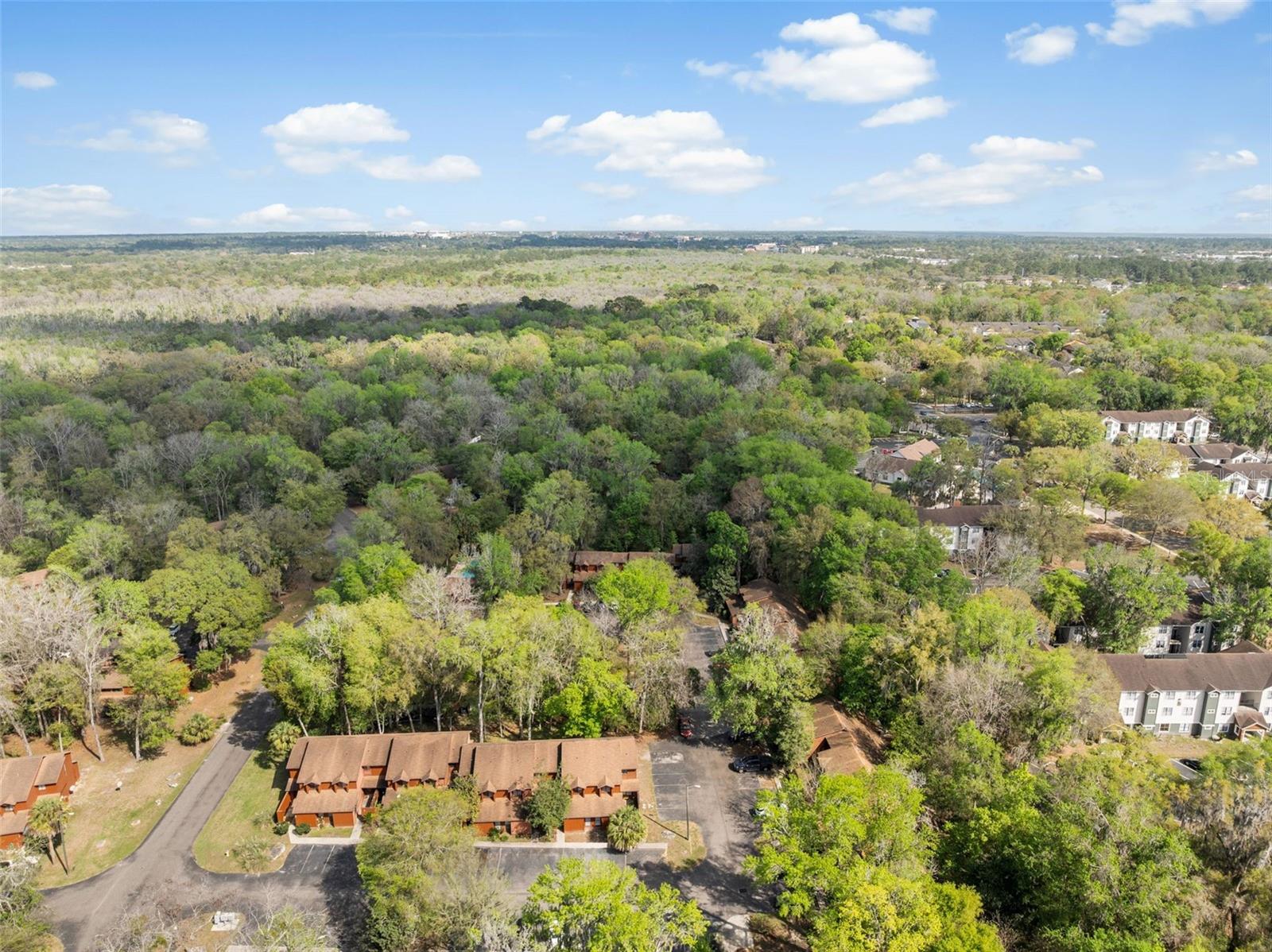 ROCKWOOD VILLAS - Residential