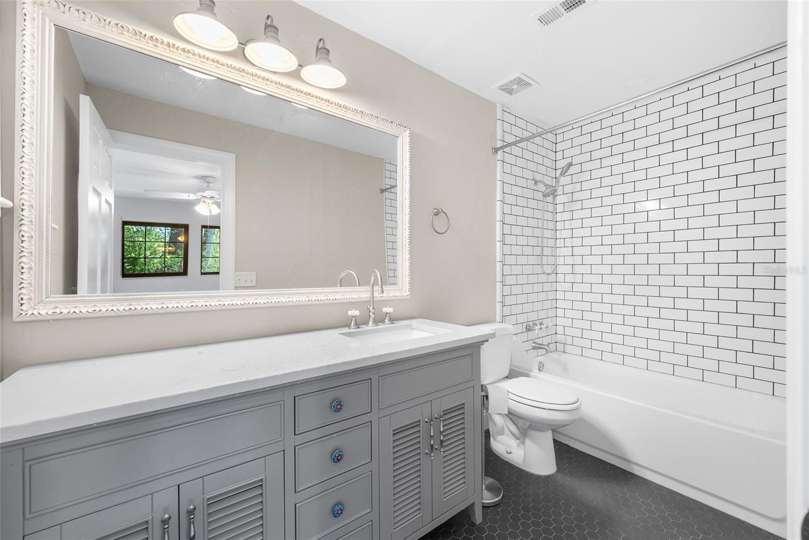 ROCKWOOD VILLAS - Residential