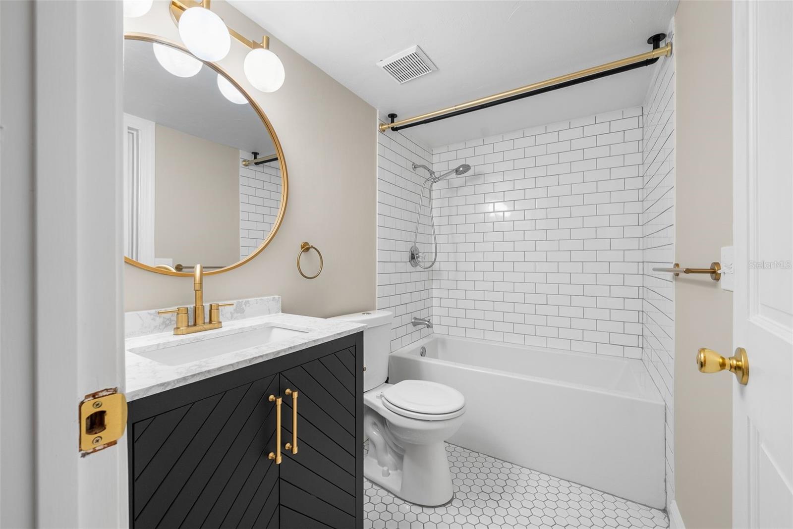 ROCKWOOD VILLAS - Residential