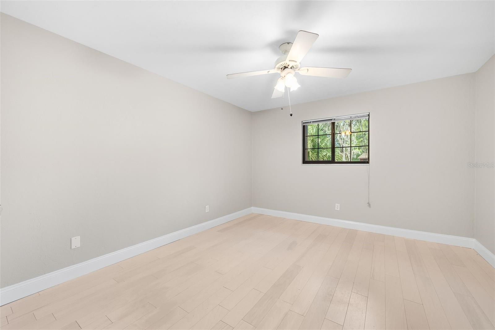 ROCKWOOD VILLAS - Residential