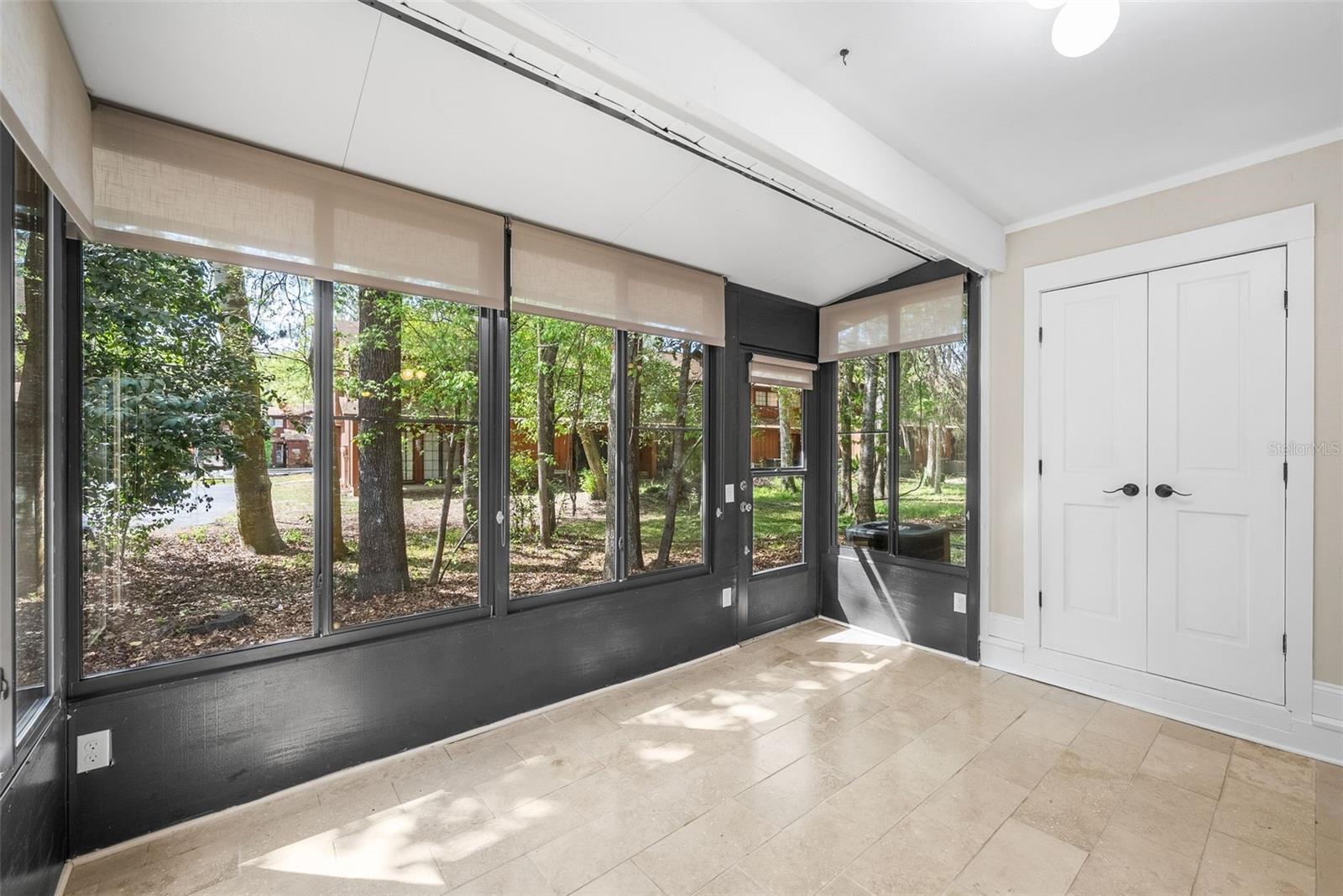 ROCKWOOD VILLAS - Residential