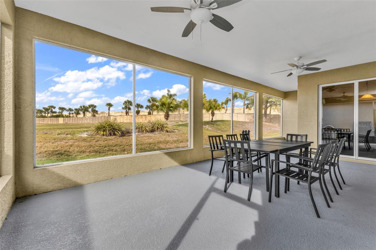 KINGS GATE PH 06 - Residential