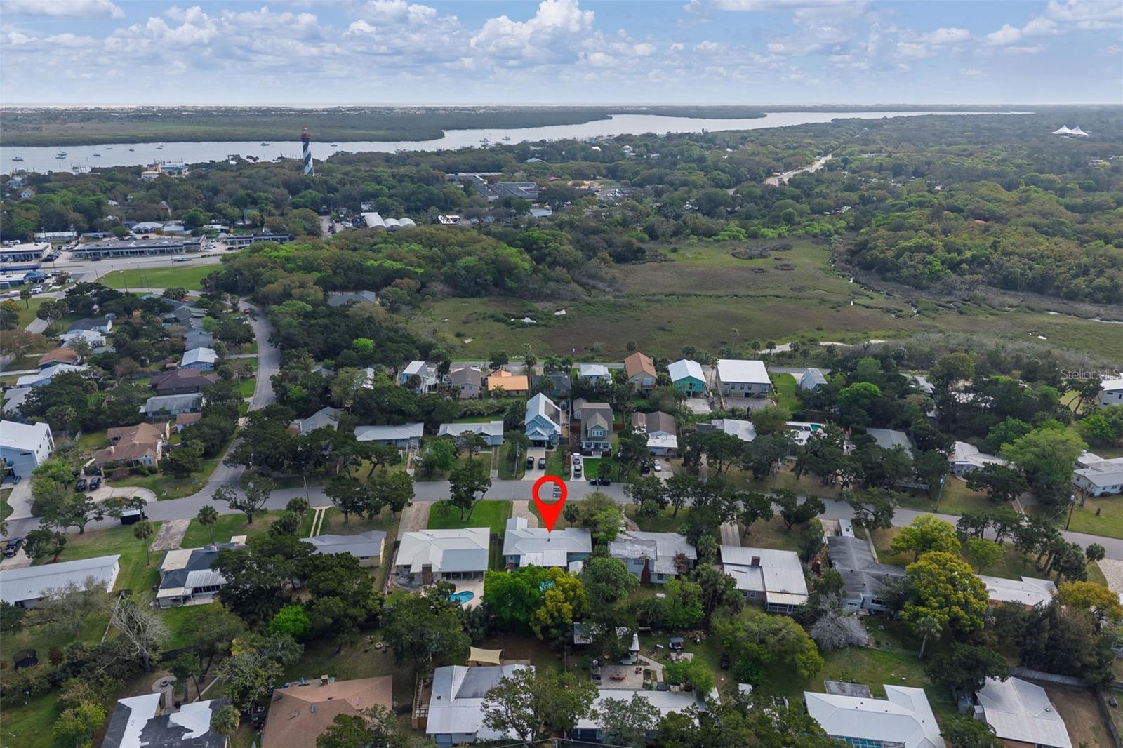 DAVIS SHORES - Residential