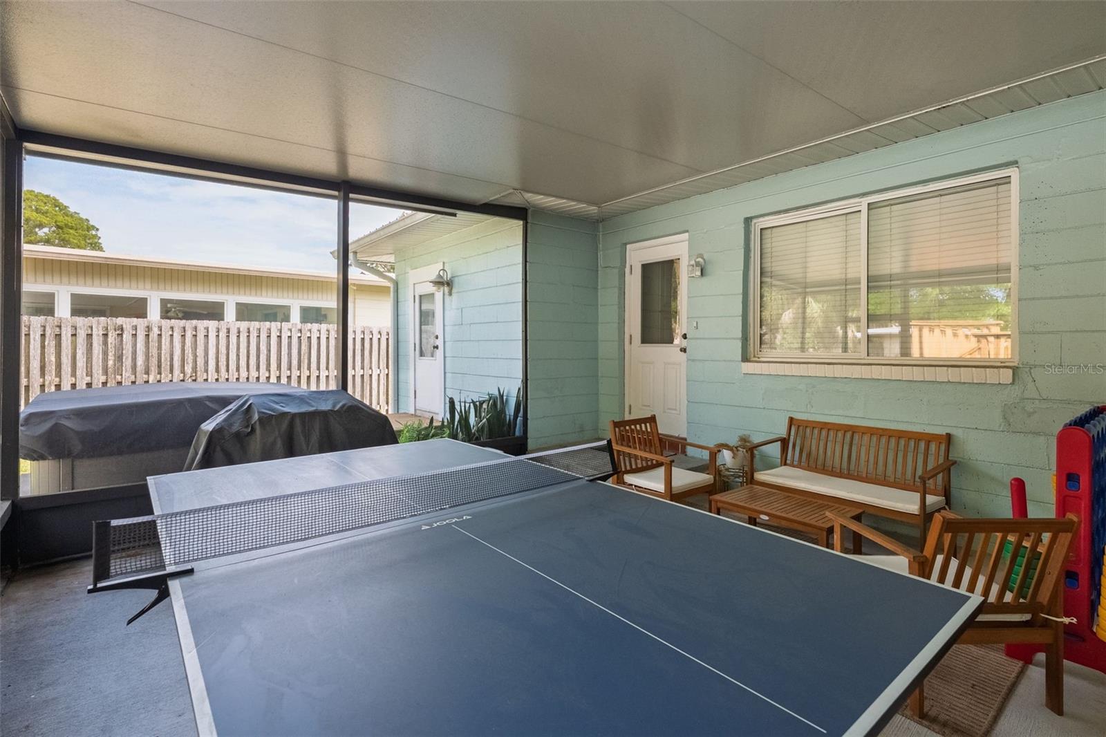 DAVIS SHORES - Residential