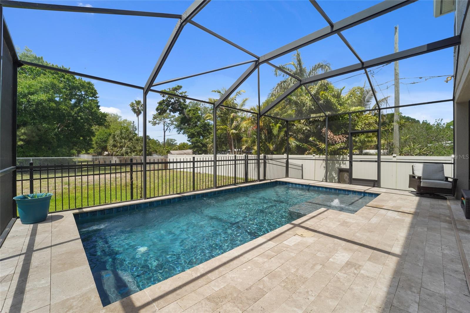 SEMINOLE GROVES - Residential