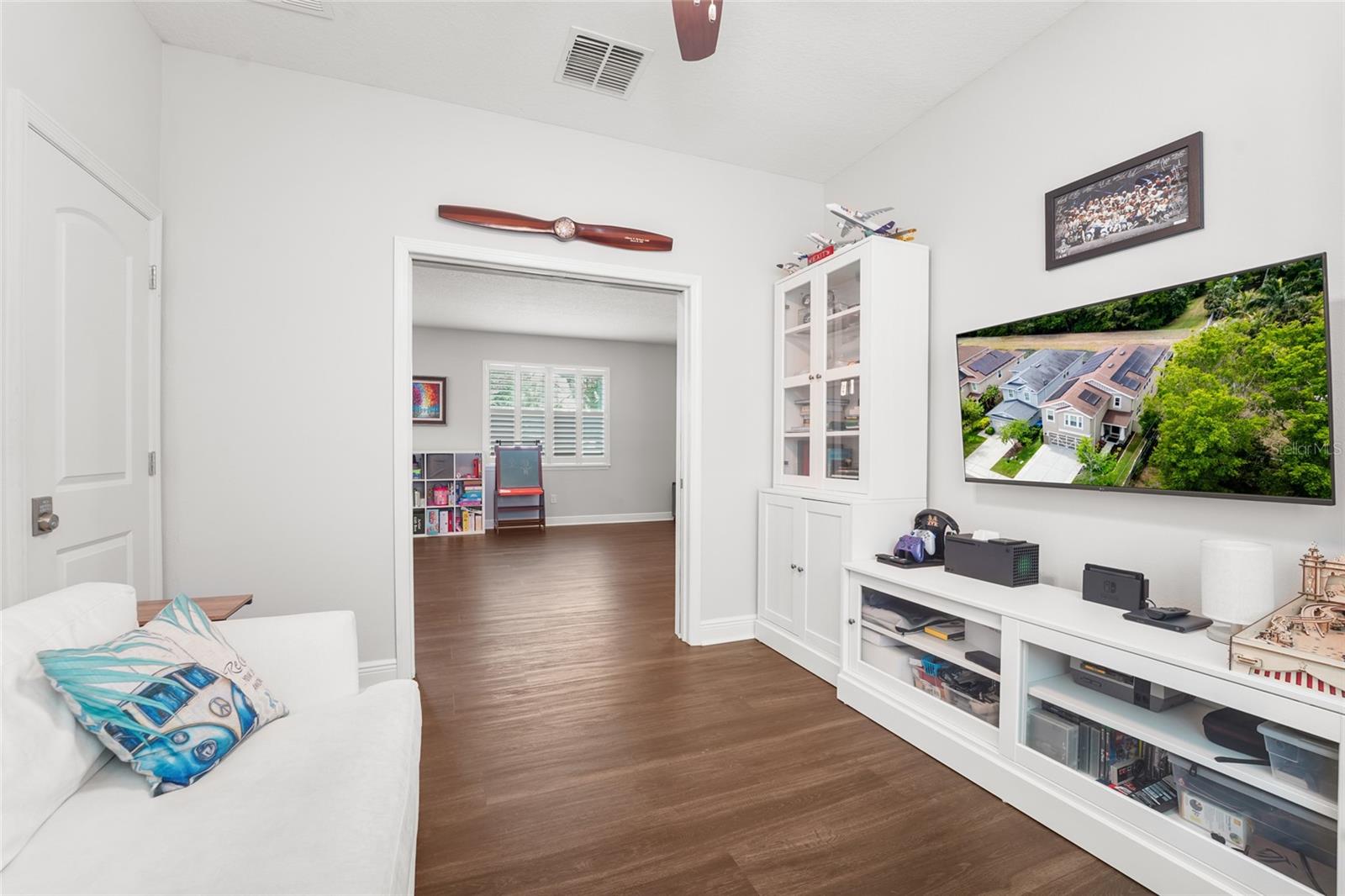 SEMINOLE GROVES - Residential