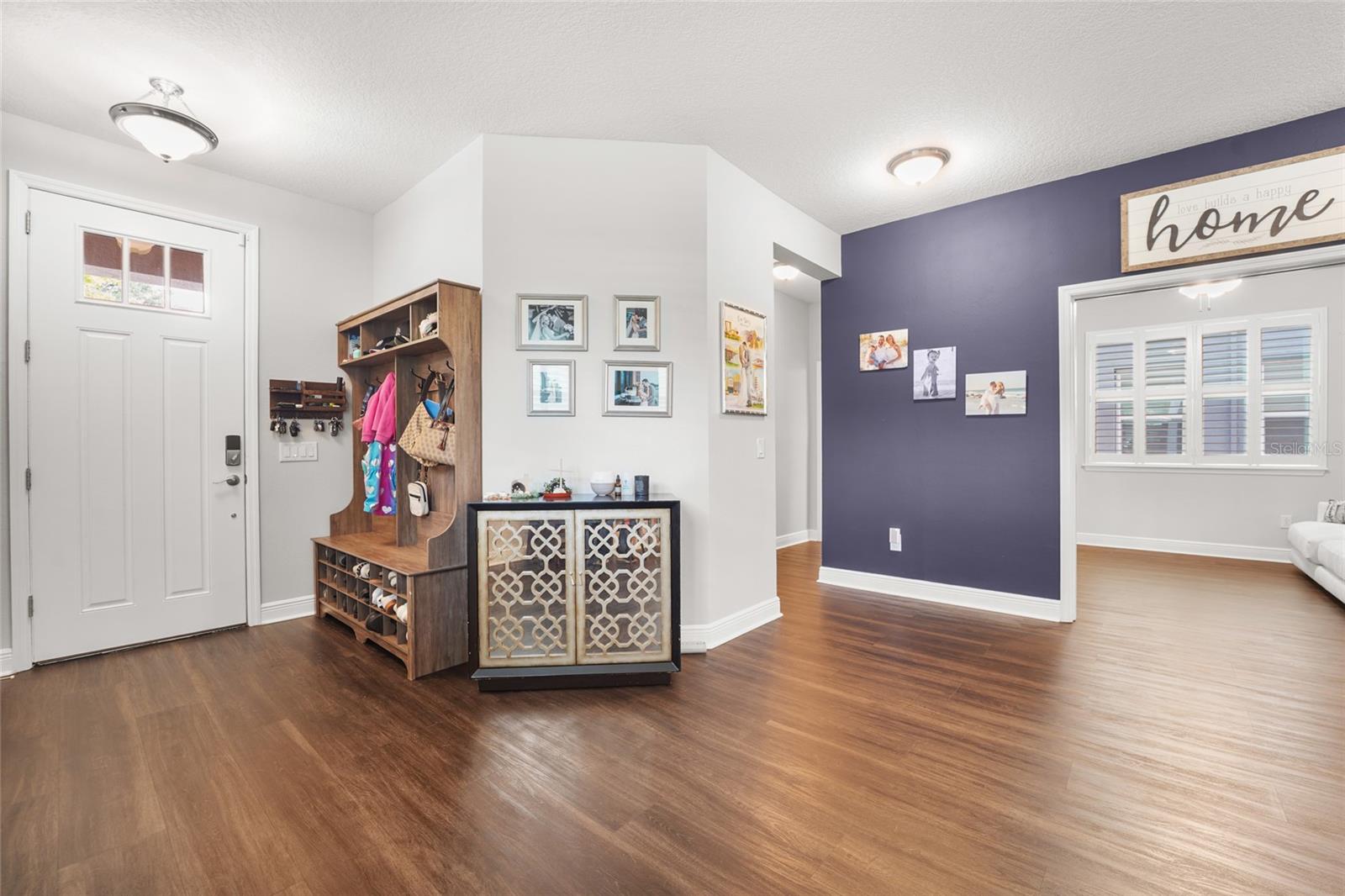 SEMINOLE GROVES - Residential