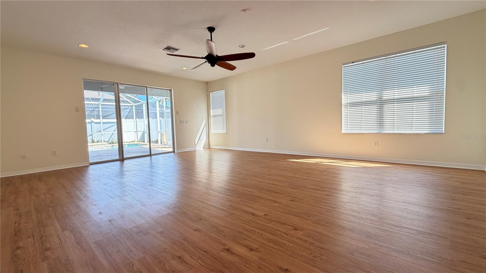 MIRA LAGO WEST PH 1 - Residential