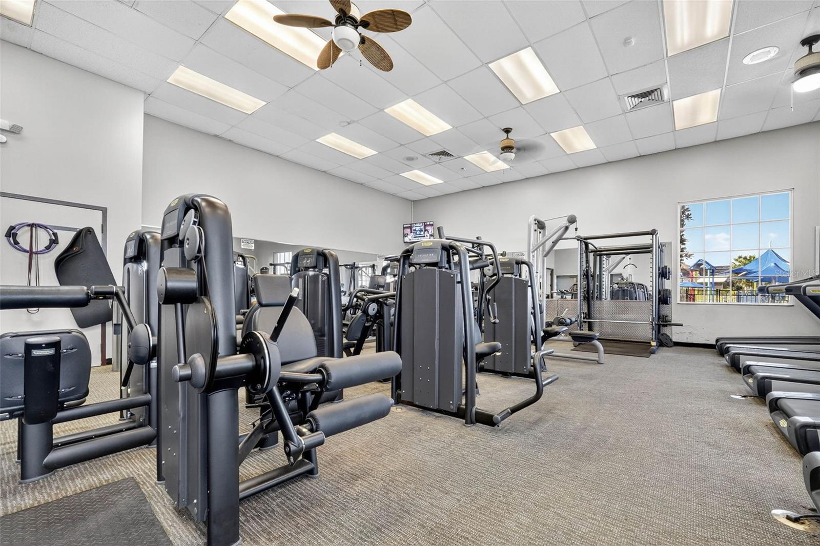 BELLALAGO POD G TOWNHOMES - Residential