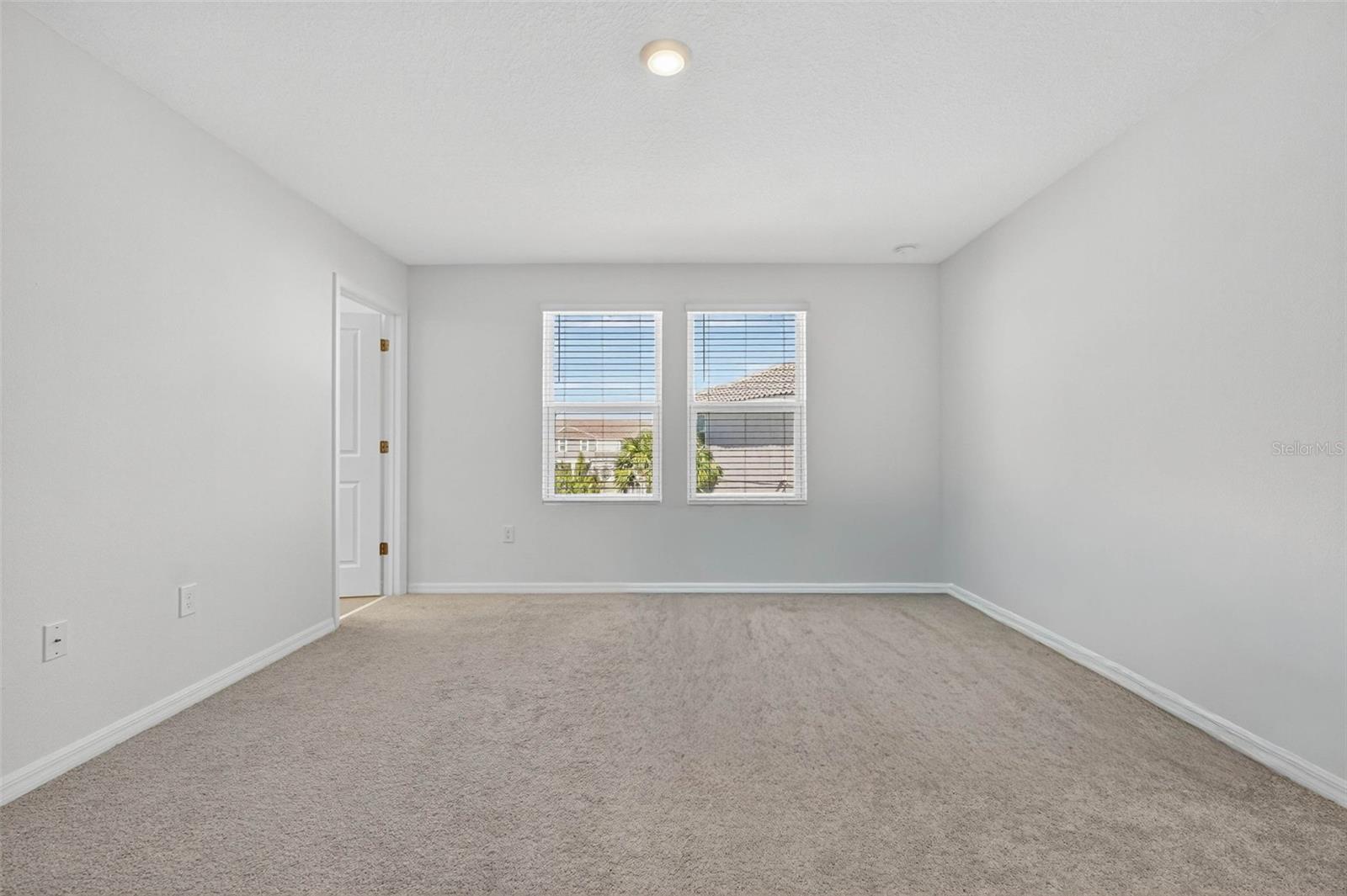 BELLALAGO POD G TOWNHOMES - Residential