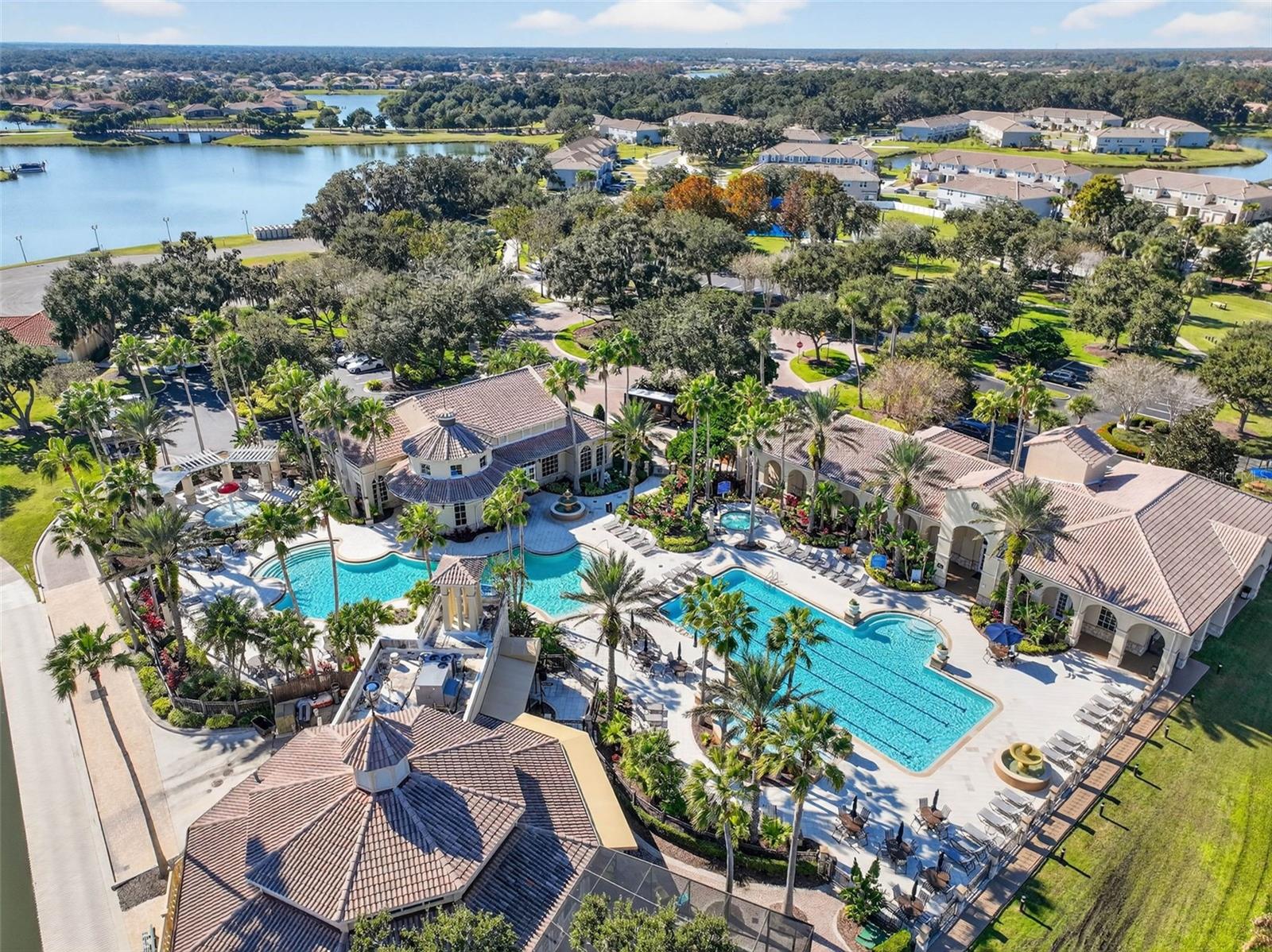 BELLALAGO POD G TOWNHOMES - Residential