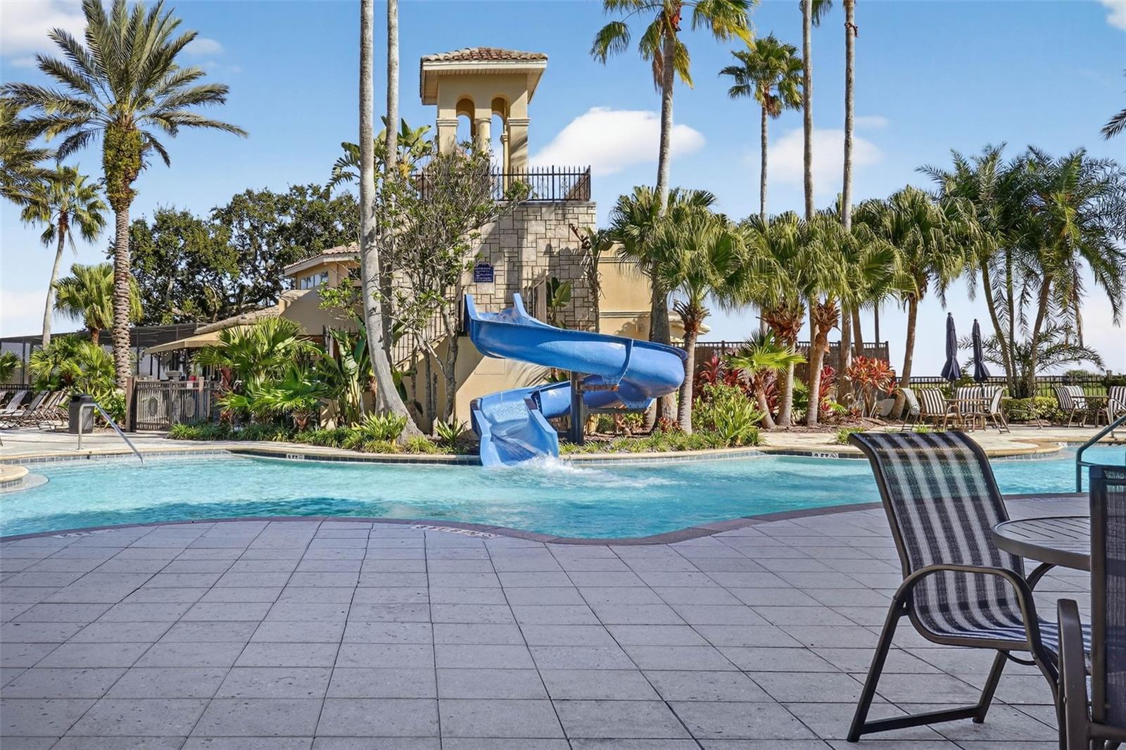 BELLALAGO POD G TOWNHOMES - Residential