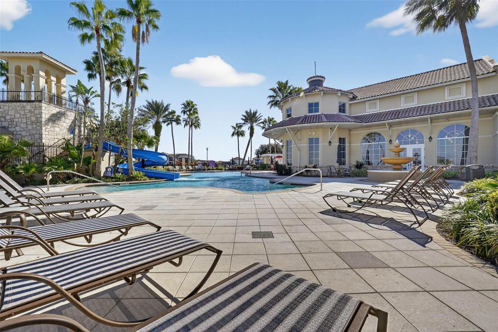 BELLALAGO POD G TOWNHOMES - Residential