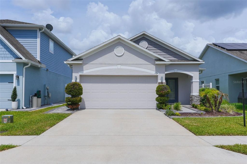 Photo of 173 Villavista Court, Davenport, FL 33896 (MLS # O6409065)